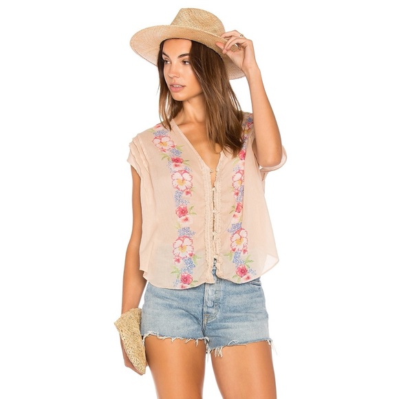 Free People Tops - FREE PEOPLE Gardenia Print Top In Ivory size M